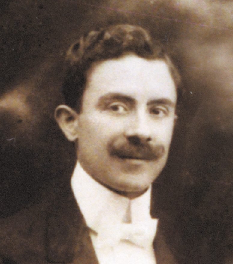 Portrait of Leonidas Kestekides
